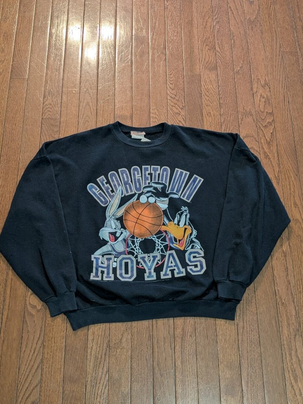 Vintage Georgetown Hoyas Looney Tunes Novel Teez Crewneck Made in Canada XL